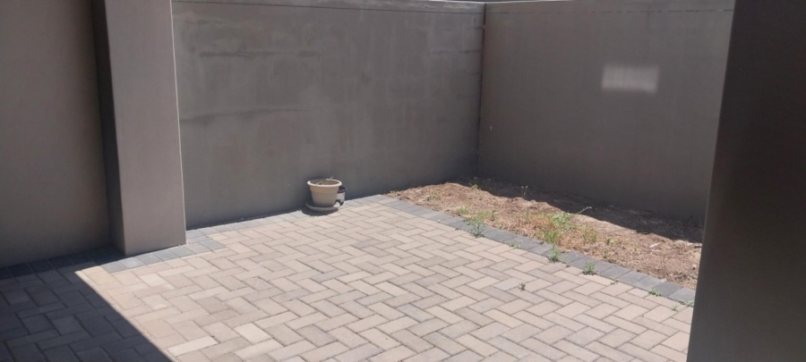 To Let 3 Bedroom Property for Rent in Parklands North Western Cape